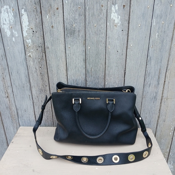 Michael Kors Savannah Medium Saffiano Leather Satchel Black Shoulder Bag - Picture 12 of 14